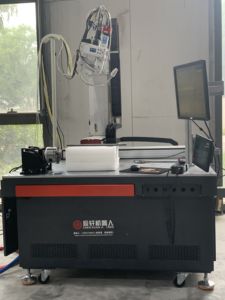 El efecto de la soldadura en materiales del sexo opuesto es bueno 1500W máquina de soldadura láser de fibra de batería de litio de cuatro ejes opcional - Product Image 3