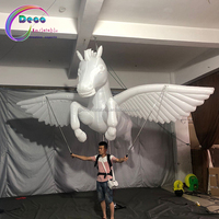 Marionnette de cheval volant gonflable