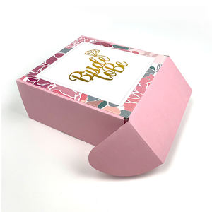 Scatole di spedizione ondulate rosa chiaro con motivo a righe e stampa del Logo in lamina d'oro - Product Image 5
