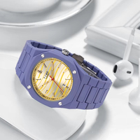 Montre Homme Luxe Mode Étanche Quartz Logo Personnalisé Boîtier Acier Inoxydable Bracelet Polycarbonate Affaires Résistance Eau 3BAR