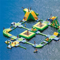 Parc aquatique gonflable flottant pour adultes, parc d'attractions commercial, parcours d'obstacles amusant sur l'eau