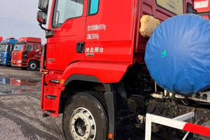 Camion tracteur Shacman Delong M3000 6×4 d'occasion, bon état, camion lourd d'occasion - Product Image 2