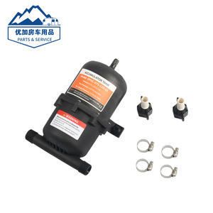 Réservoir d'accumulation 0,75L en plastique pour système d'eau de camping-car et caravane avec colliers de serrage et raccords - Product Image 4