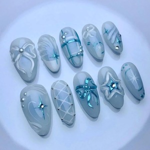 Lot de 24 faux <span class=keywords><strong>ongles</strong></span> Y2K en amande, <span class=keywords><strong>bleu</strong></span> noir métallisé, fleurs 3D, perles, en ABS, faits à la main, pour festivals et soirées - Product Image 3