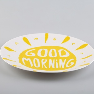 Assiette à fruits en mélamine de 7,5 pouces avec impression décorative, plat à nourriture jaune, design durable - Product Image 2