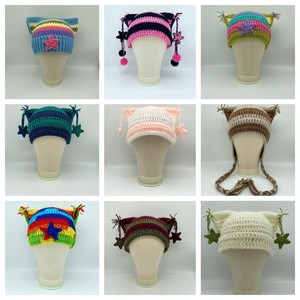 卸売冬かわいいスターフォックス猫耳耳フラップ大人暖かい手作りかぎ針編みストライプニットビーニー帽子 - Product Image 3