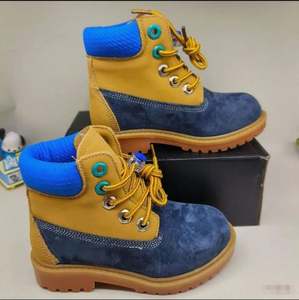 รองเท้าบูทหนังสีน้ำตาลสำหรับเด็กผู้ชายและเด็กผู้หญิง ดีไซน์หรูหรา ทรงหุ้มข้อและแบบสั้น  ลายเรขาคณิต  บุขนด้านใน เหมาะสำหรับฤดูหนาว - Product Image 3