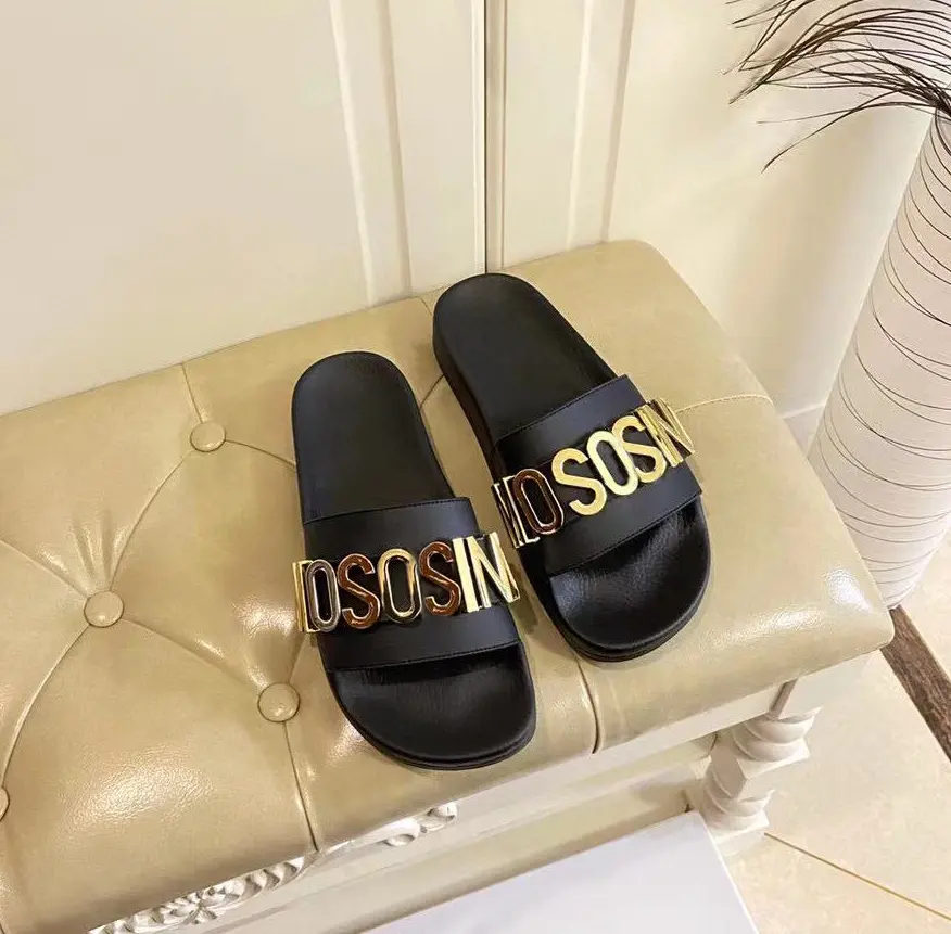 Wholesale High Quality Plastic Beach Summer Men's Slippers Flat Designer Branded MOS Sandals Shoes PVC Female Luxury Slippers