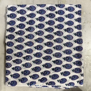 Tela de Algodón Indio Ligera, Ecológica, de Color Rosa Claro, con Estampado Floral, para Vestidos de Niñas y Niños, por Yarda, Origen Indio - Product Image 4