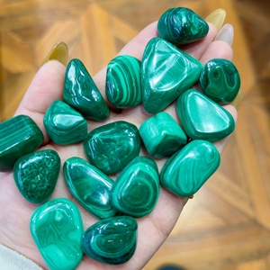 Bán buôn Chất lượng cao tự nhiên đánh bóng màu xanh lá cây Malachite số lượng lớn giảm đá để chữa bệnh trang trí nội thất - Product Image 6