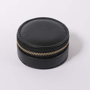 Boîte de rangement pour bijoux en cuir PU ronde, logo personnalisé, fermeture à glissière, mini étui de voyage pour colliers, boucles d'oreilles, bagues, rangement portable - Product Image 3