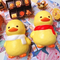Adorable canard avec écharpe, jouet souple en PU à remontée lente, personnalisé, pour soulager l'anxiété et la relaxation mentale