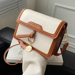 Grosir tas tangan wanita Musim Panas 2024 tas bahu desainer berlian gesper magnetik tas warna kontras mode wanita