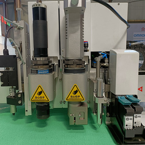 Machine de découpe de tissu industrielle <span class=keywords><strong>AMOR</strong></span>, coupe efficacement le verre de soie et le carbone, équipée de composants essentiels de pompe à moteur - Product Image 5