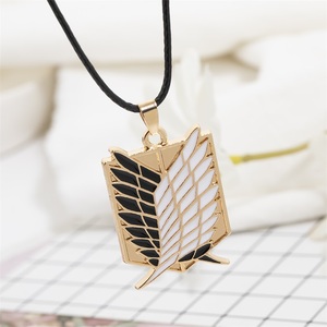 Collar con Colgante <span class=keywords><strong>de</strong></span> <span class=keywords><strong>Ataque</strong></span> a los <span class=keywords><strong>Titanes</strong></span>, <span class=keywords><strong>Alas</strong></span> <span class=keywords><strong>de</strong></span> <span class=keywords><strong>la</strong></span> <span class=keywords><strong>Libertad</strong></span>, Joyería Tata Kai, Serie <span class=keywords><strong>de</strong></span> Anime Popular, Levi Ackerman - Product Image 6