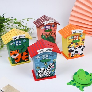 Hucha de madera con diseño de casa pequeña y colorida para niños, serie Césped Verde, hucha de dibujos animados para regalos infantiles - Product Image 4