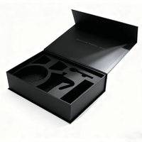 Boîte cadeau rigide magnétique noire mate avec insert en EVA flocé sur mesure pour la vaisselle de table, emballage de luxe haut de gamme
