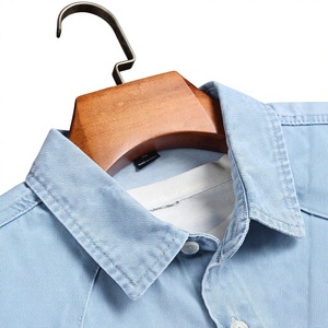 Camisa de Manga Larga de Algodón Azul Claro para Hombre, con Bolsillos en el Pecho, Corte Regular, Cuello Clásico, para Primavera - Product Image 3