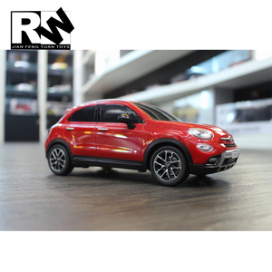 RW <span class=keywords><strong>auto</strong></span> giocattolo autorizzata scala 1/18 Fiat <span class=keywords><strong>500X</strong></span> <span class=keywords><strong>auto</strong></span> radiocomandata per bambini - Product Image 5