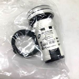 XB7EV07MP สวิตช์ปุ่มกดไฟแสดงสถานะ LED สำหรับการควบคุมทางอุตสาหกรรมสีดำ/เขียว/แดงประหยัดพลังงานประสิทธิภาพสูง - Product Image 3