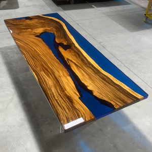 Tavoli da Caffè di Lusso in <span class=keywords><strong>Resina</strong></span> Epossidica e Legno di Noce, Spessore 4.5cm, Bordo Naturale Live Edge Fiume Agata in <span class=keywords><strong>Resina</strong></span> <span class=keywords><strong>Nera</strong></span> - Product Image 6