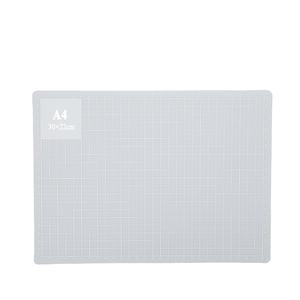 2026 Neue A4 OEM Selbstheilende 2mm Transparente <span class=keywords><strong>PVC</strong></span>-Schneidematte Flexibel und Einfach zu Verwenden - Product Image 1