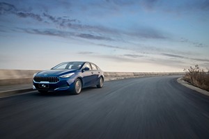 2023 Top vente <span class=keywords><strong>Kia</strong></span> K3 voiture à essence en Stock gauche L4 berline automatique essence/essence voiture d'<span class=keywords><strong>occasion</strong></span> <span class=keywords><strong>Kia</strong></span> K3 2022 voiture d'<span class=keywords><strong>occasion</strong></span> - Product Image 2