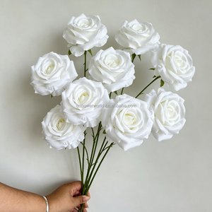 Décoration murale festive de mariage de haute qualité, fleur artificielle en soie, rose à 3 têtes, bouquet de roses blanches et bordeaux - Product Image 3