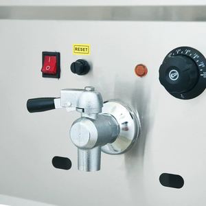 Gazlı Fritöz 2 Hazneli Tezgah Üstü Büyük Kapasiteli Kızarmış Domuz Pirzolası Tavuk Göğsü Çıtır Kızarmış Tavuk Patates Cipsi Kızarmış Tempura İçin - Product Image 5