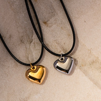 Collier de luxe pour femmes en acier inoxydable avec pendentif cœur épais en corde de cire noire plaqué or 18 carats