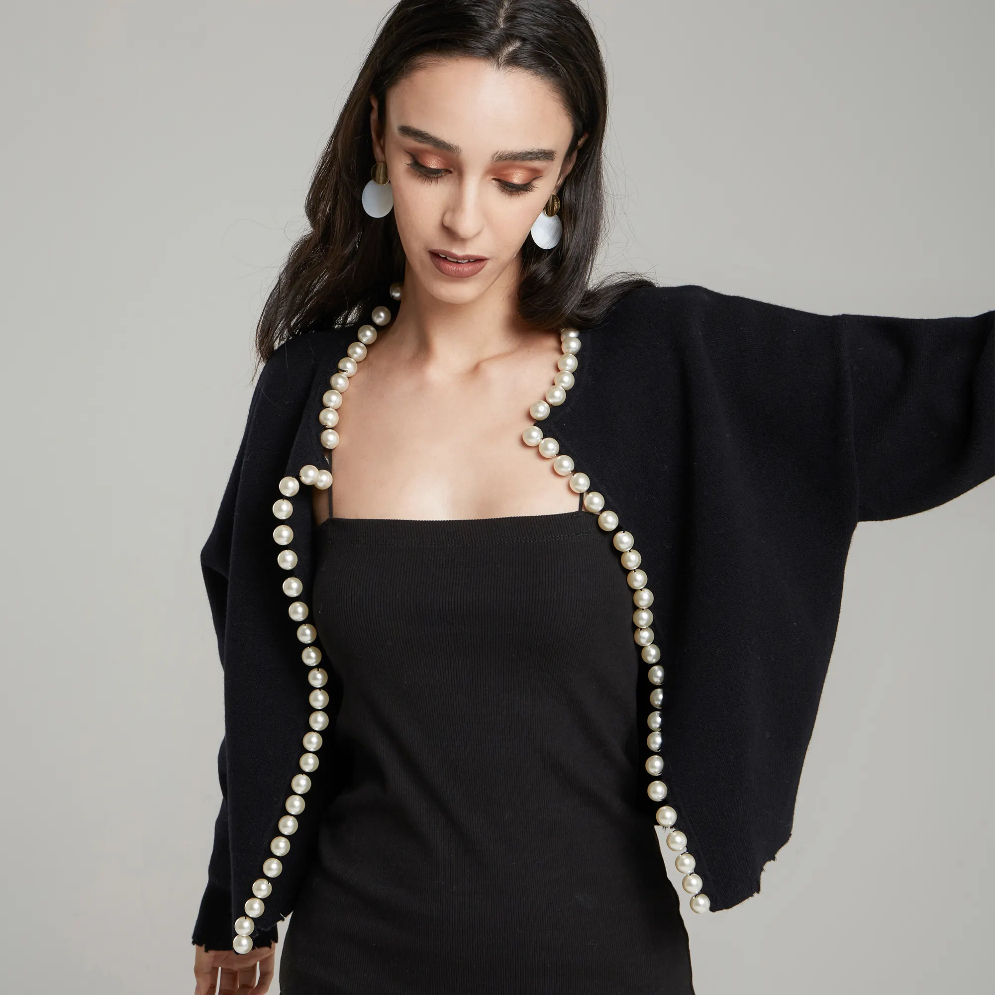 Cardigan tricoté pour femmes, pull court, Design haut de gamme avec perles