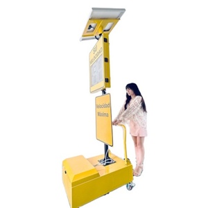 Panneau de signalisation routière mobile portable à LED solaire avec radar de vitesse et retour d'information au conducteur - Product Image 1