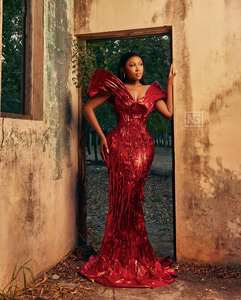 Gaun Pengantin Afrika LM J549 Model Ruched V-Neck Off Shoulder Tanpa Lengan untuk Pesta Pernikahan, Acara Resepsi, Gaun <span class=keywords><strong>Prom</strong></span> Mermaid Elegan Warna Merah - Product Image 6