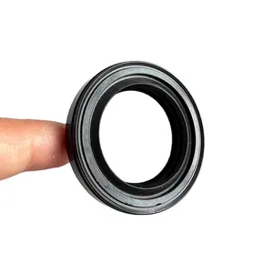 Top quality manufacturers rubber oil seal Factory supplier SIZE TC 26*38*7 with FKM NBR