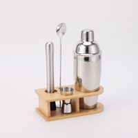 Vente en gros 5 pièces en acier inoxydable cuillère à mélanger Muddler Jigger Cocktail Shaker faisant ensemble avec support en bambou