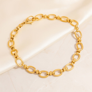 Pulsera de Acero Inoxidable Chapada en Oro de 18K, Cadena Cubana Gruesa, Diseño Geométrico, Joyería Unisex - Product Image 3
