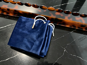 Sac de rangement de luxe moderne en velours bleu marine pour jeu de Mahjong, 2 poches et 4 compartiments, pliable, durable et portable pour le divertissement - Product Image 3