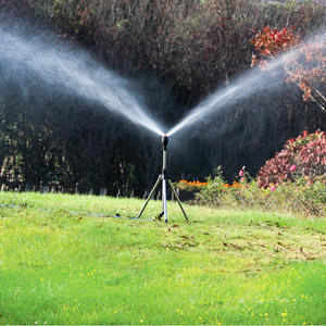 Nouveau Arroseur Rotatif Automatique DaringFish pour Jardin et Ferme, Support d'<span class=keywords><strong>Irrigation</strong></span> sur Trépied en Acier Inoxydable, Jet d'Eau à 360 Degrés pour Pelouse - Product Image 4