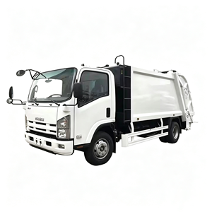 Camion Compattatore per Rifiuti ISUZU ELF 8CBM con Caricatore Posteriore 4x2 Diesel per Trasporto Rifiuti Urbani - Product Image 1
