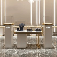 Comptoir de présentation de bijoux moderne en bois grainé, robuste et durable, avec logo rétroéclairé par LED, vitrine pour boutique de bijoux