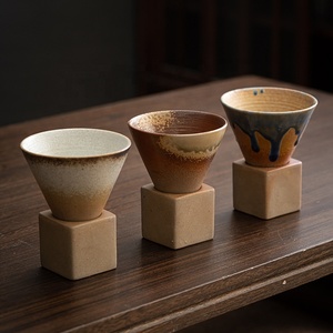 Tazza da Caffè in Ceramica BAMBUS 180ml, Design Giapponese di Lusso Retrò Creativo, Forma Conica con Base, Regalo per la Casa - Product Image 1