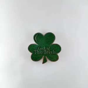 Fashion Ireland Lucky Clover Leaf Metal Country Flag Souvenir Metal Zinc Alloy Keyring Keychain