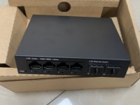 Harga Pabrik Gigabit Metal Unmanaged Network Switch dengan 2 Gigabit SFP 4 Ethernet Fiber Optic Equipment untuk FTTH