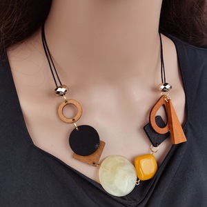 Handmade Vintage Geometric Wood Acrylic Pendant Women Necklace DIY Trendy Vacation Adjustable Neck Jewelry Accessories - Product Image 4