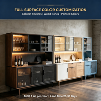 Buffet moderne minimaliste écologique en mélamine avec finition noyer, portes coulissantes en verre, portes en maille dorée, éclairage LED, OEM