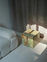 Table d'appoint en pierre naturelle personnalisée pour salon, design de table en marbre sur socle