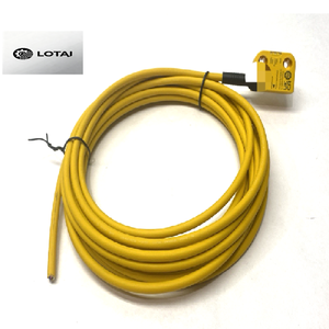 Yepyeni Orijinal Ürün Cs311a Emniyet Anahtarı 24VDC 541061 - Product Image 1