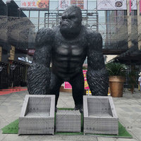 Sculpture de gorille en fibre de verre personnalisée pour pelouse extérieure, parc, grandes décorations animales