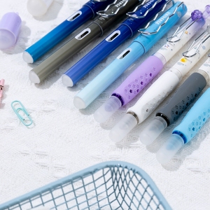 Nouvelle conception, lot de 2 stylos à encre effaçable, <span class=keywords><strong>stylo</strong></span> <span class=keywords><strong>plume</strong></span> 0,38 mm, ensemble de stylos avec gomme, écriture parfumée pour étudiants, boîte cadeau, pointe en métal, matériau plastique - Product Image 5