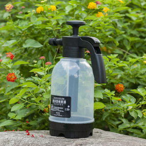 Pulvérisateur à pression 2000 ml, type mousse, pour l'arrosage du jardin, le nettoyage, la désinfection, pulvérisateur en plastique multi-usages - Product Image 2